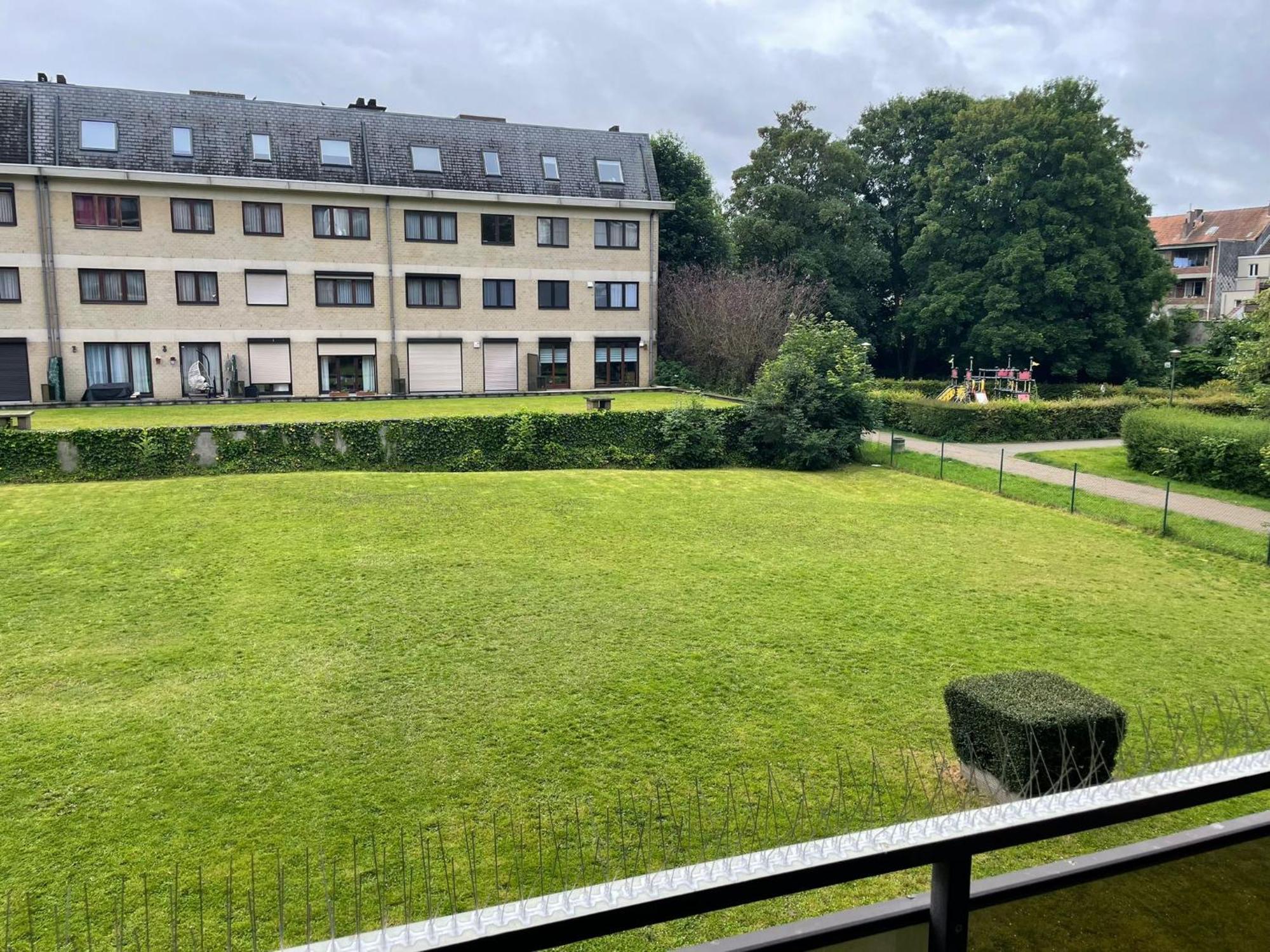 One Bedroom Fully Equipped Apartment With Terrace Brussel Buitenkant foto